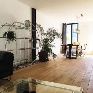 https://kloosterloft.hotelsantwerp.net