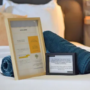 ホテル Hotel Entree - Canal View Bruges, ブルージュ