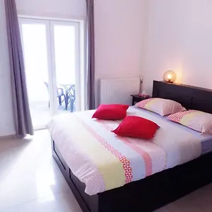 https://la-lodelinsartoise-meuble-de-vacances-3-cles.hotelsantwerp.net